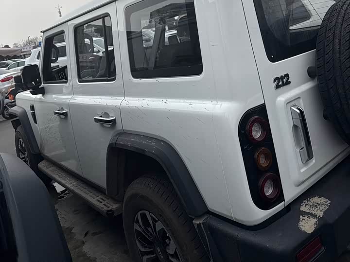 Фото 9 - BAW 212 T01