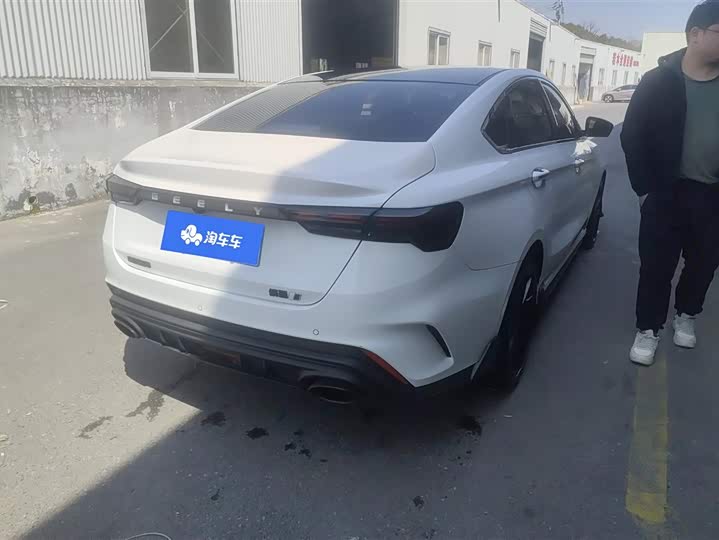 Фото 3 - Geely Binrui