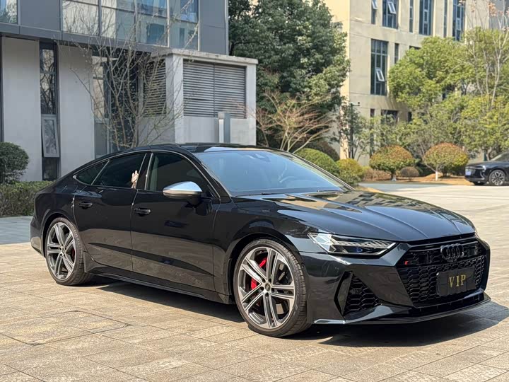 Фото 3 - Audi S7