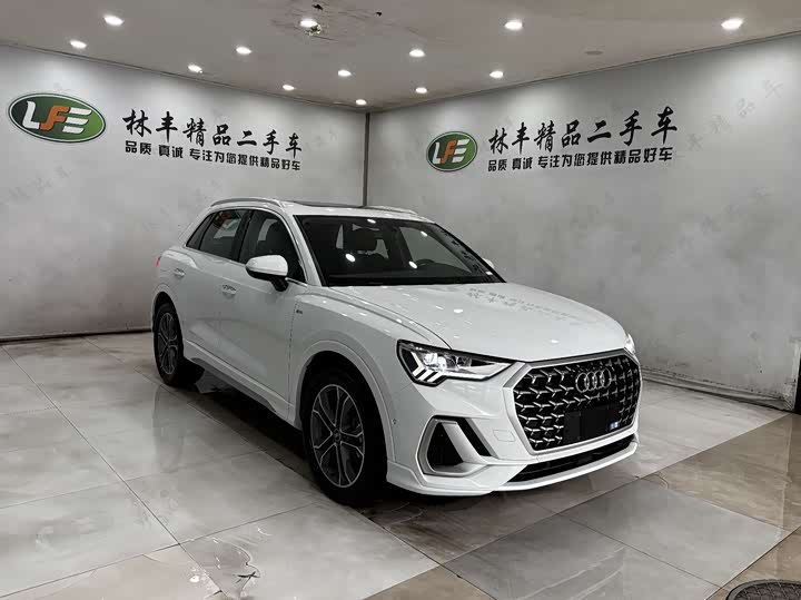 Фото 3 - Audi Q3
