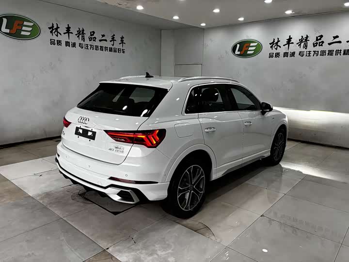 Фото 5 - Audi Q3