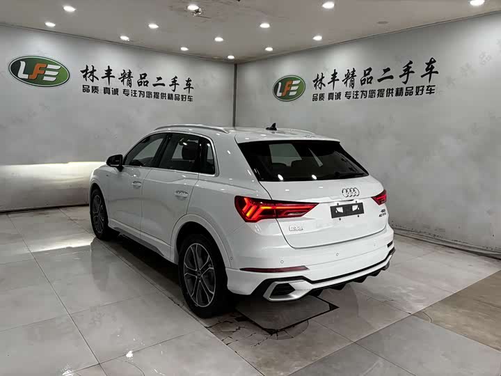 Фото 7 - Audi Q3