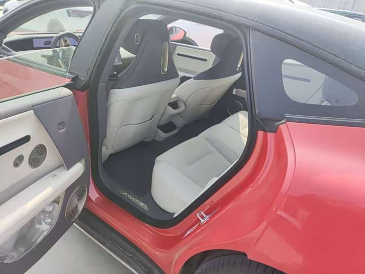 Фото 5 - Avatr 06