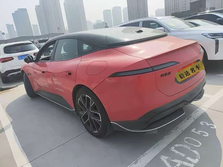 Фото 6 - Avatr 06