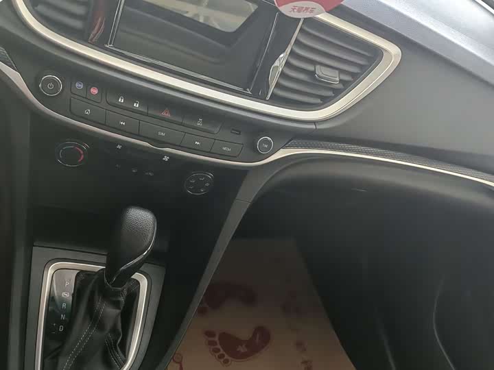 Фото 7 - Buick Excelle GT