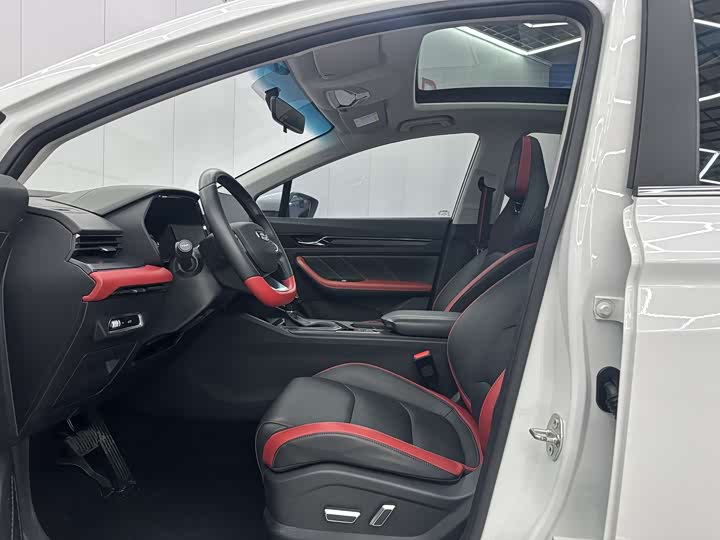 Фото 4 - Geely Emgrand GS