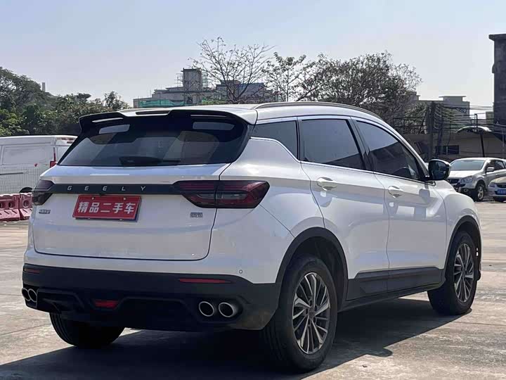 Фото 5 - Geely Coolray