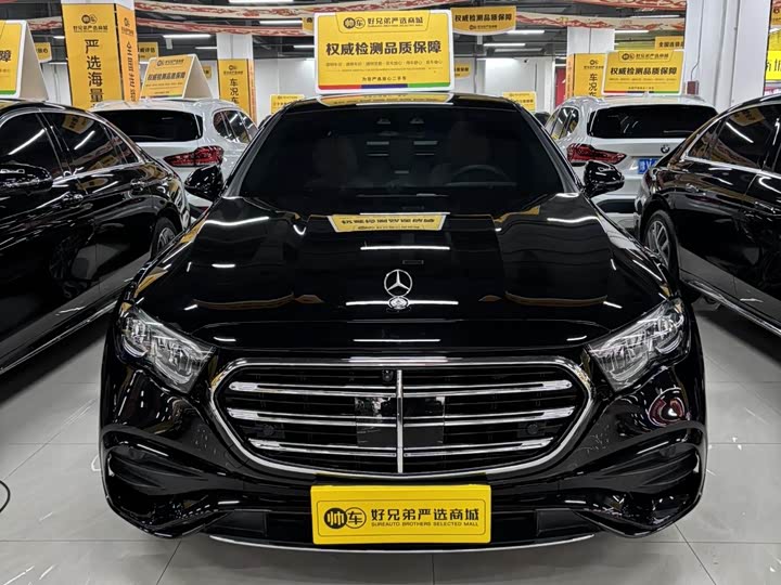 Photo 2 - Mercedes-Benz E-Class