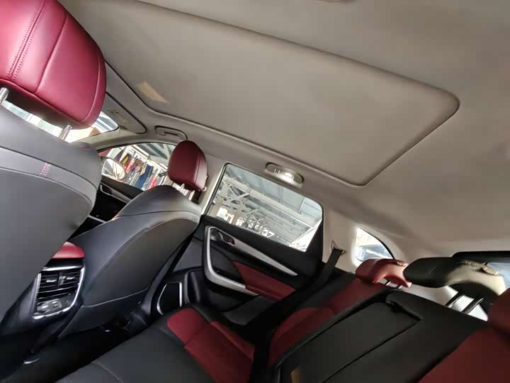 Фото 9 - Dongfeng Aeolus AX7