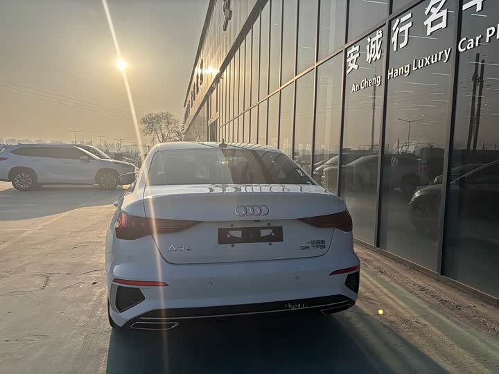 Фото 9 - Audi A3