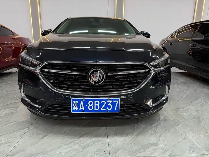 Фото 1 - Buick LaCrosse