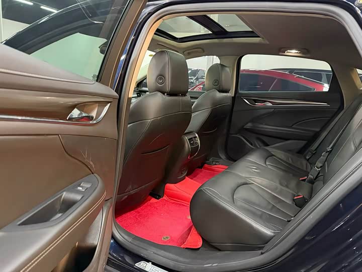 Фото 6 - Buick LaCrosse