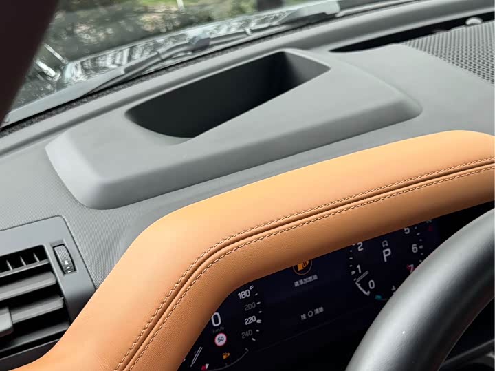 Фото 6 - Land Rover Defender