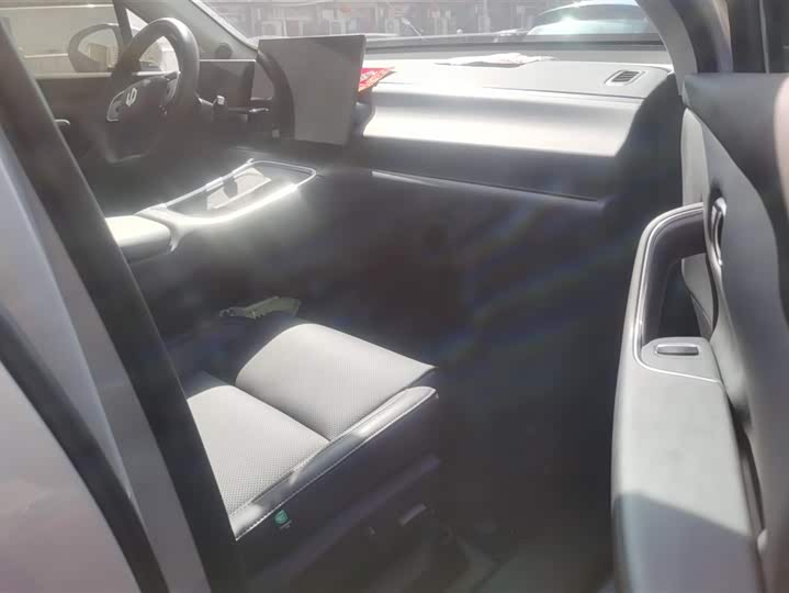 Фото 8 - Leapmotor C16