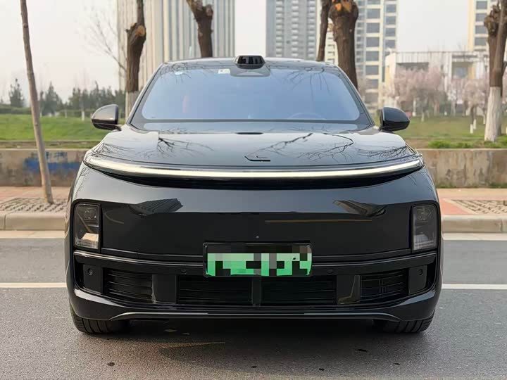 Фото 2 - LiXiang L9