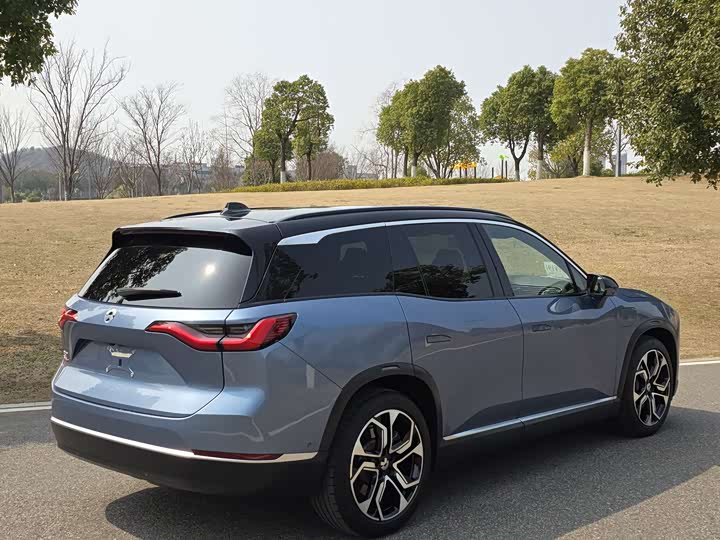 Фото 6 - Nio ES8