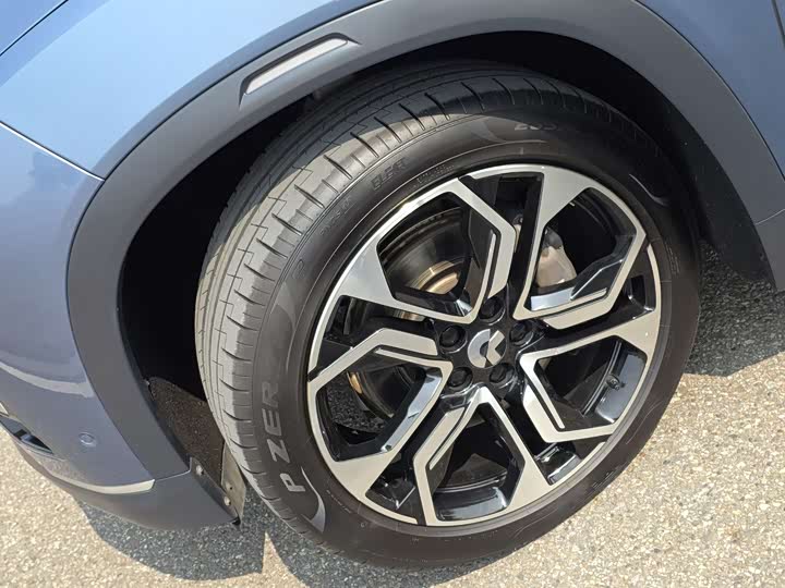 Фото 9 - Nio ES8