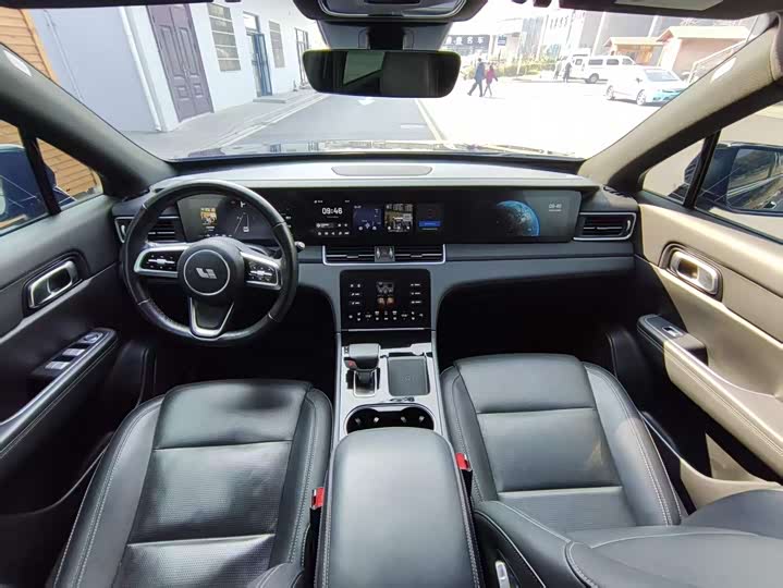 Фото 9 - LiXiang One