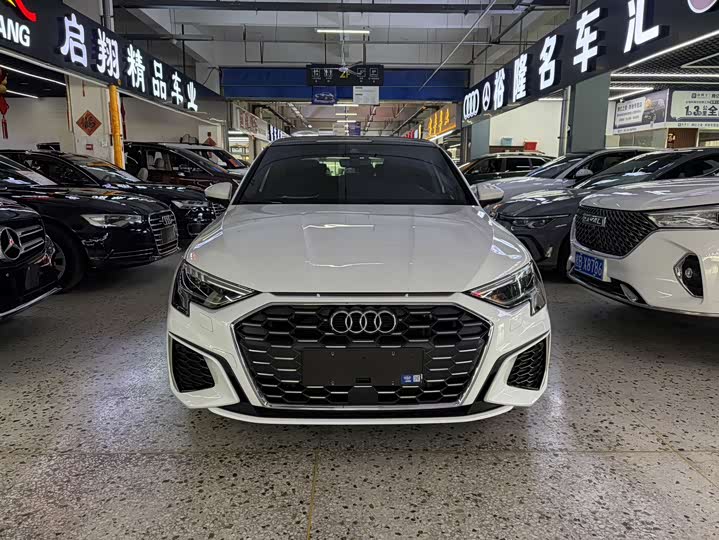 Фото 2 - Audi A3
