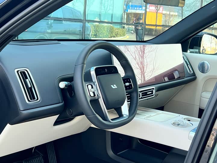 Фото 7 - LiXiang L6