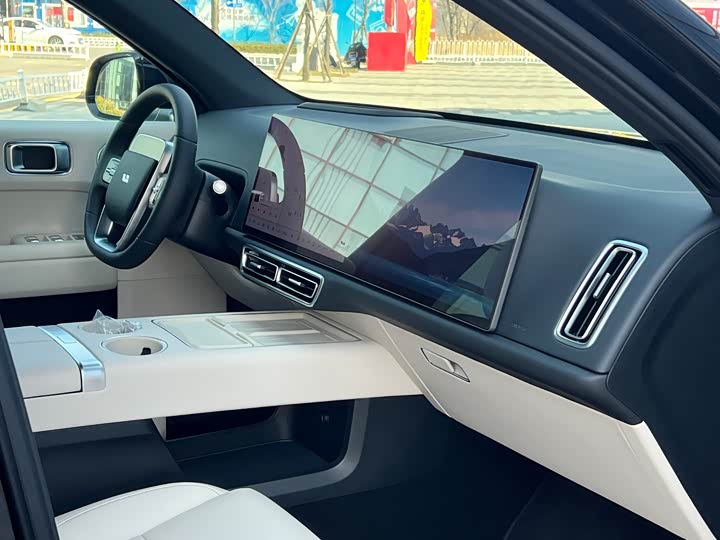 Фото 9 - LiXiang L6