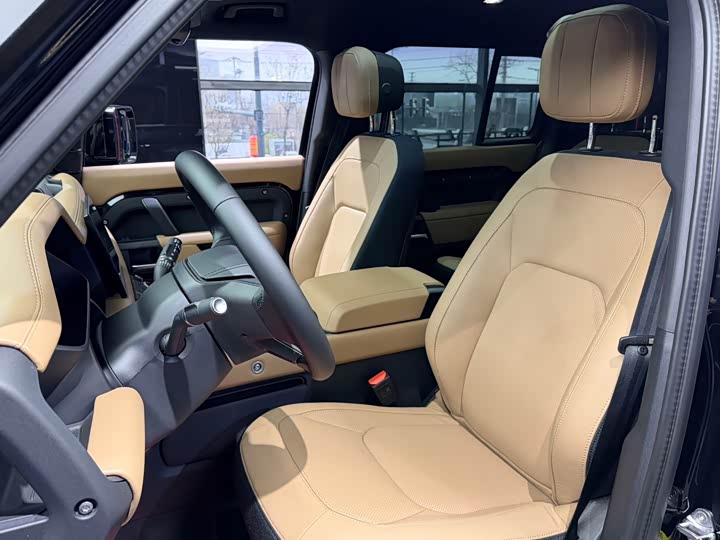 Фото 8 - Land Rover Defender