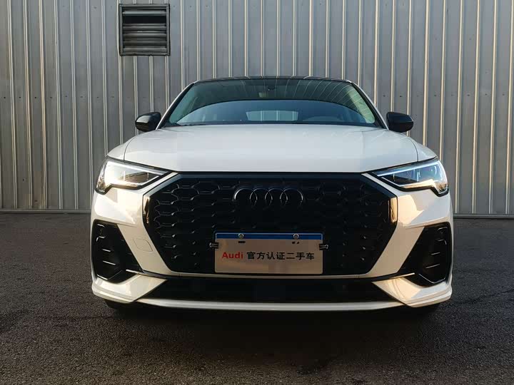 Фото 2 - Audi Q3 Sportback
