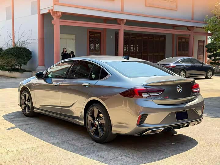 Фото 4 - Buick Regal