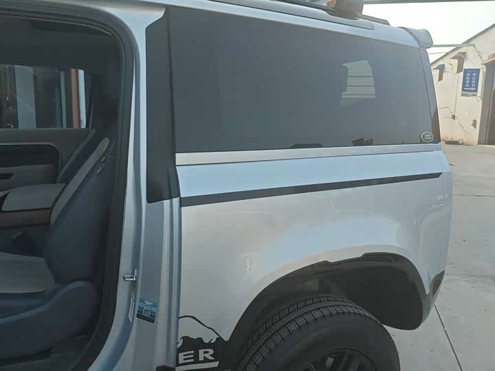 Фото 5 - Land Rover Defender