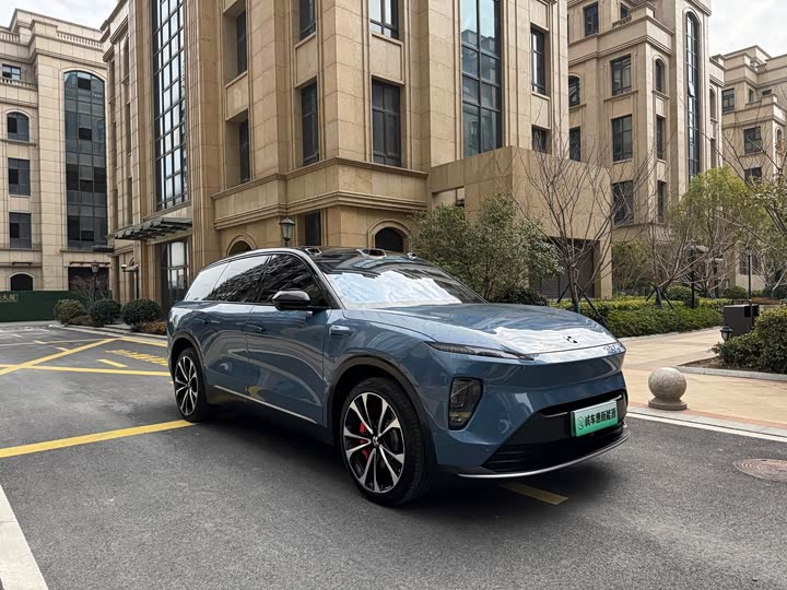 Фото 3 - Nio ES8