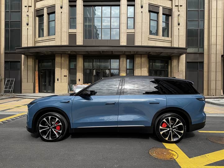 Фото 4 - Nio ES8