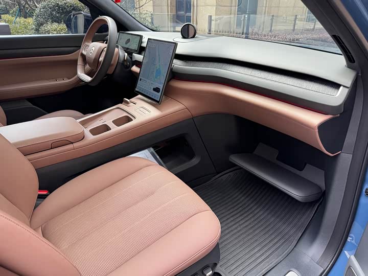 Фото 8 - Nio ES8