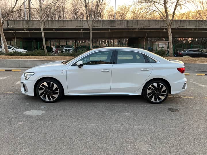 Фото 7 - Audi A3