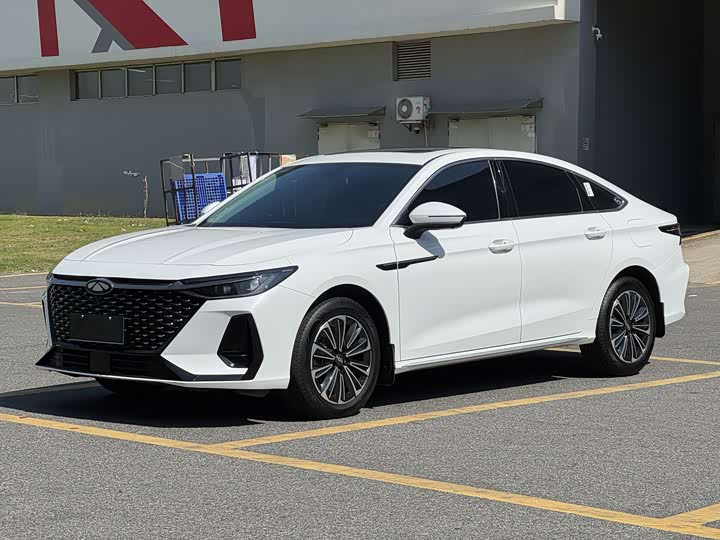 Photo 1 - Chery Fulwin A8