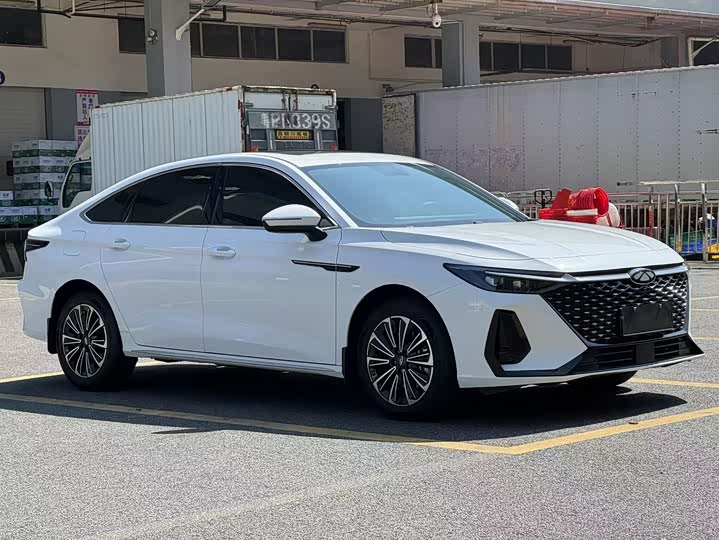 Photo 3 - Chery Fulwin A8