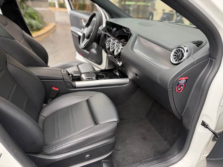 Фото 5 - Mercedes-Benz GLA-Class