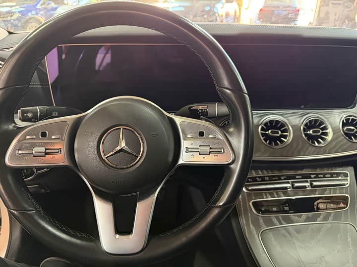 Фото 5 - Mercedes-Benz CLS-Class