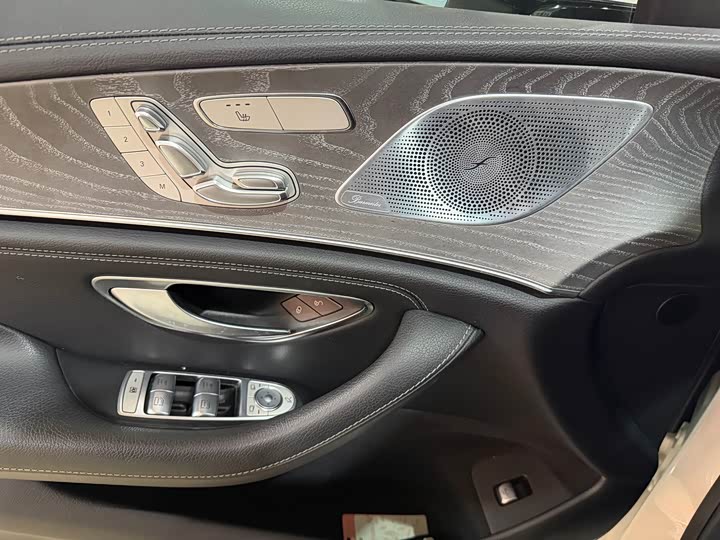 Фото 7 - Mercedes-Benz CLS-Class