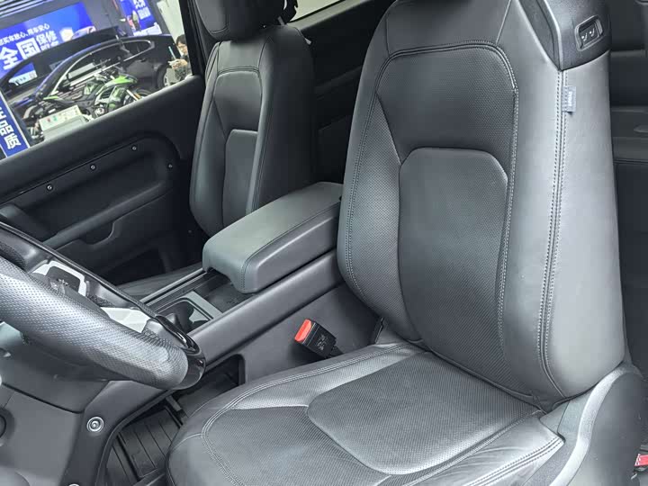 Фото 6 - Land Rover Defender