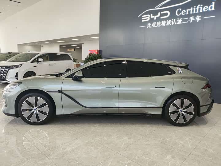 Фото 8 - Denza Z9GT