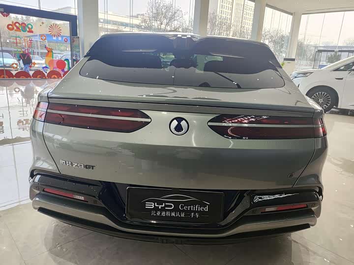 Фото 9 - Denza Z9GT