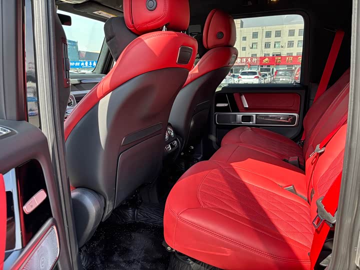 Фото 6 - Mercedes-Benz G-Class AMG