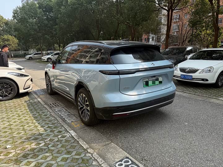 Photo 6 - Nio ES6
