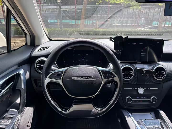 Фото 8 - Beijing EU5