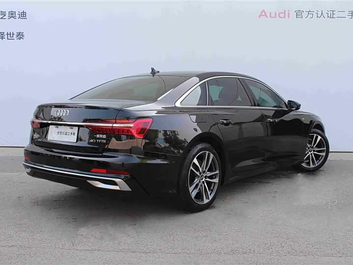 Фото 3 - Audi A6L