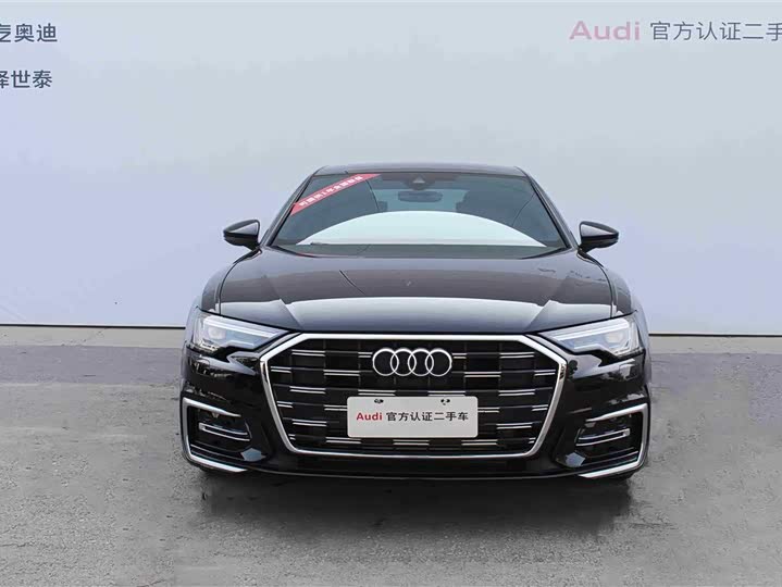 Фото 4 - Audi A6L