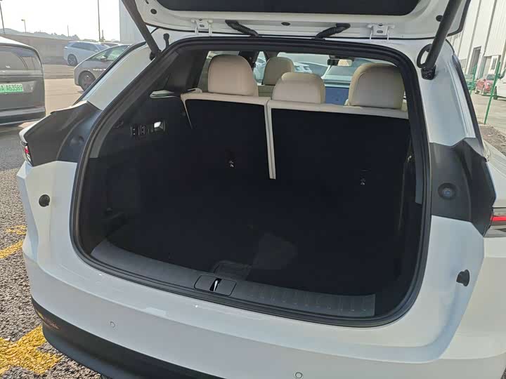 Фото 5 - LiXiang i6