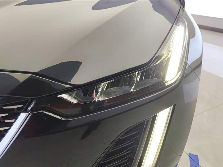 Photo 5 - Cadillac CT5