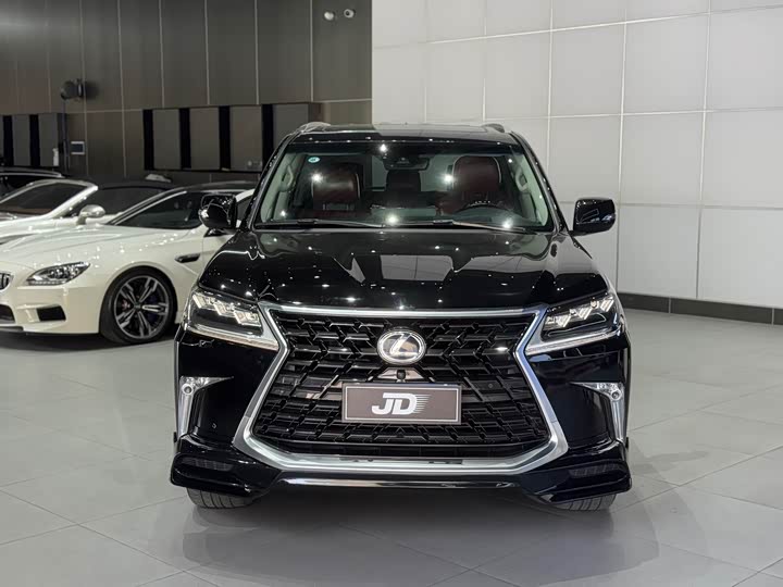 Фото 2 - Lexus LX