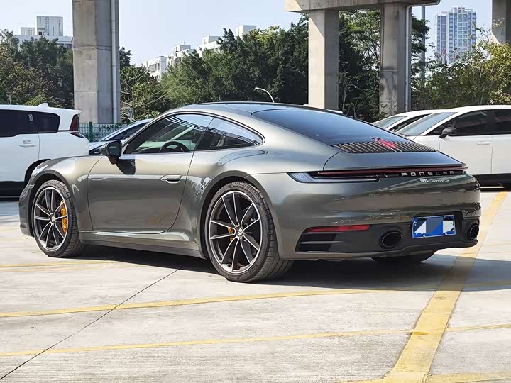 Photo 6 - Porsche 911